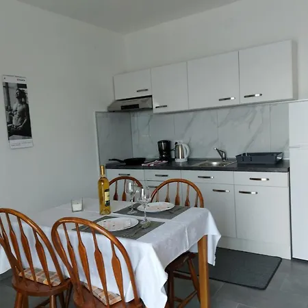 Apartmani Mare Novi Vinodolski Exterior photo