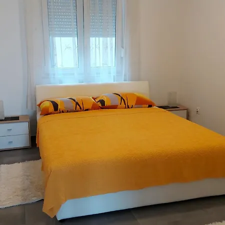Apartmani Mare Novi Vinodolski Exterior photo