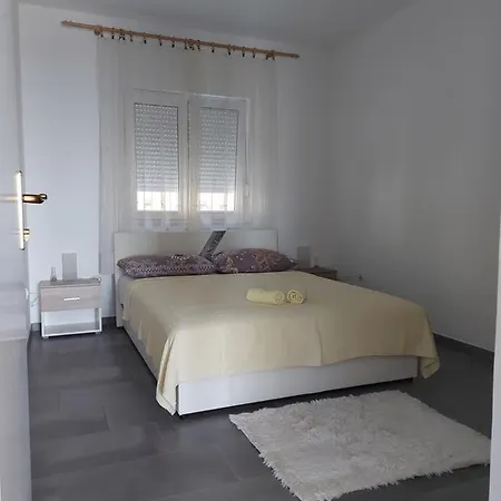 Apartmani Mare Novi Vinodolski Exterior photo